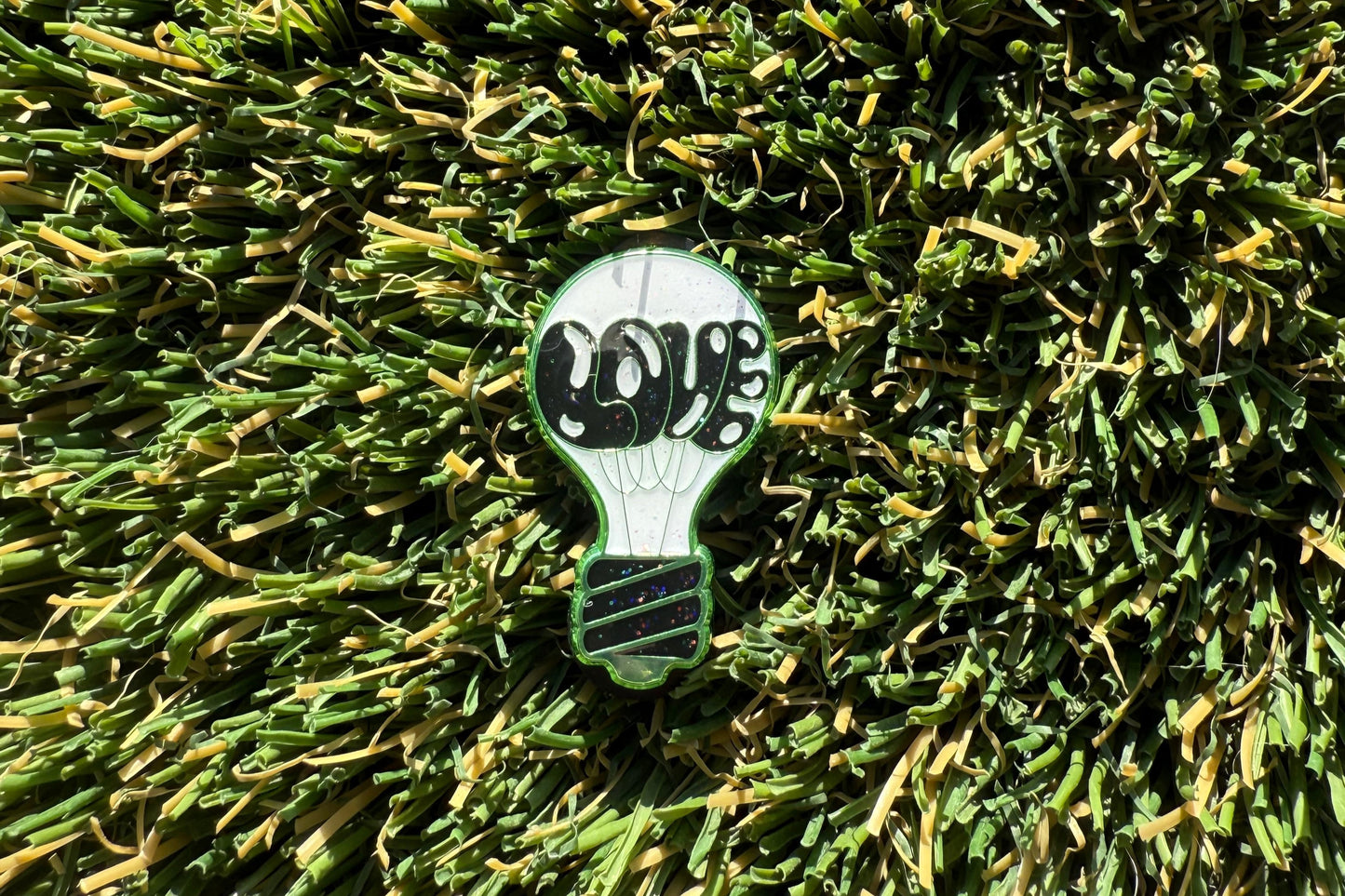 Love Light pin