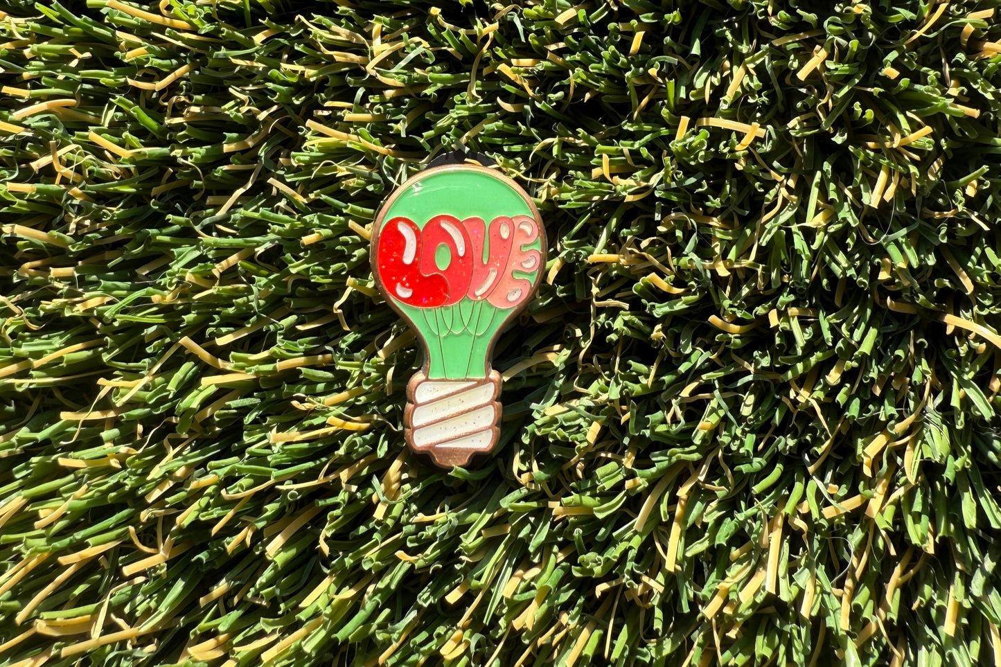 Love Light pin