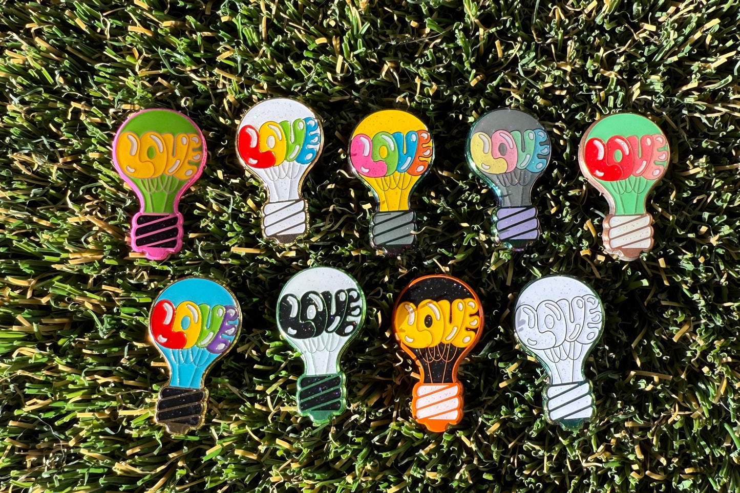 Love Light pin